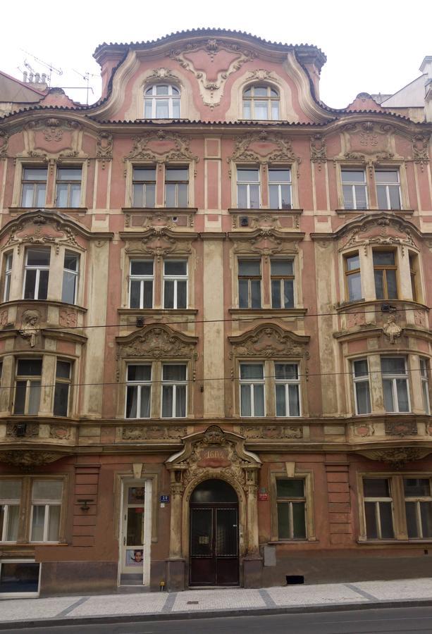 Apartment In The Heart Of